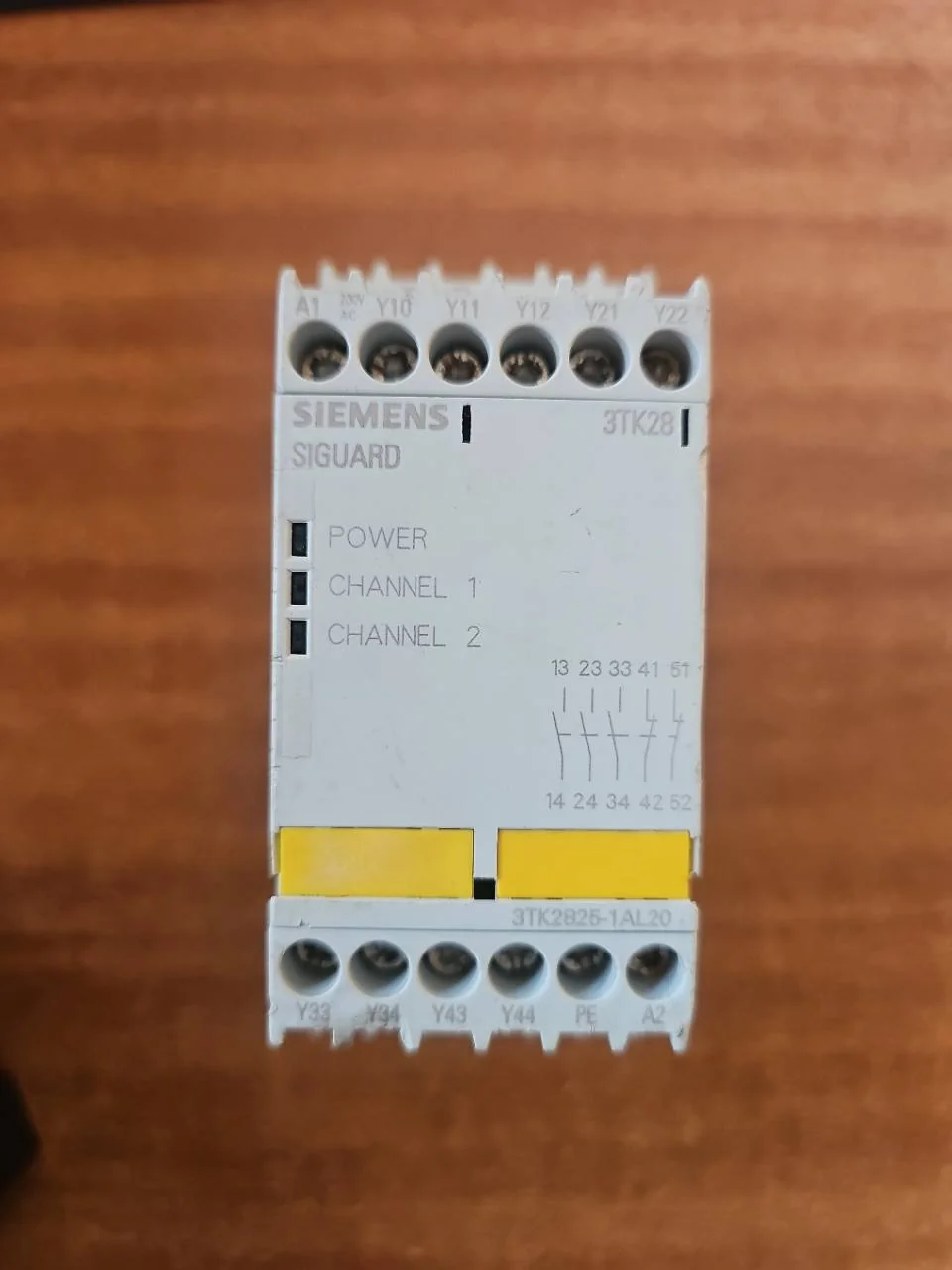 Industrial 3TK2825-1AL20